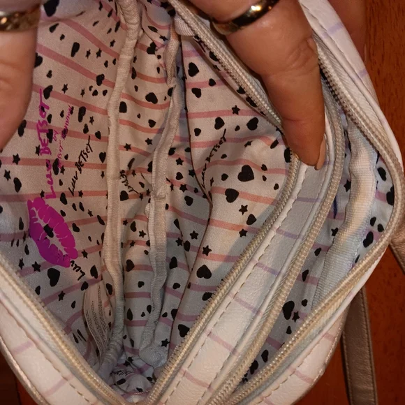 EUC LUV BETSEY BY BETSEY JOHNSON Pink Quilted Crossbody Bag Embroided Hearts - Picture 7 of 9